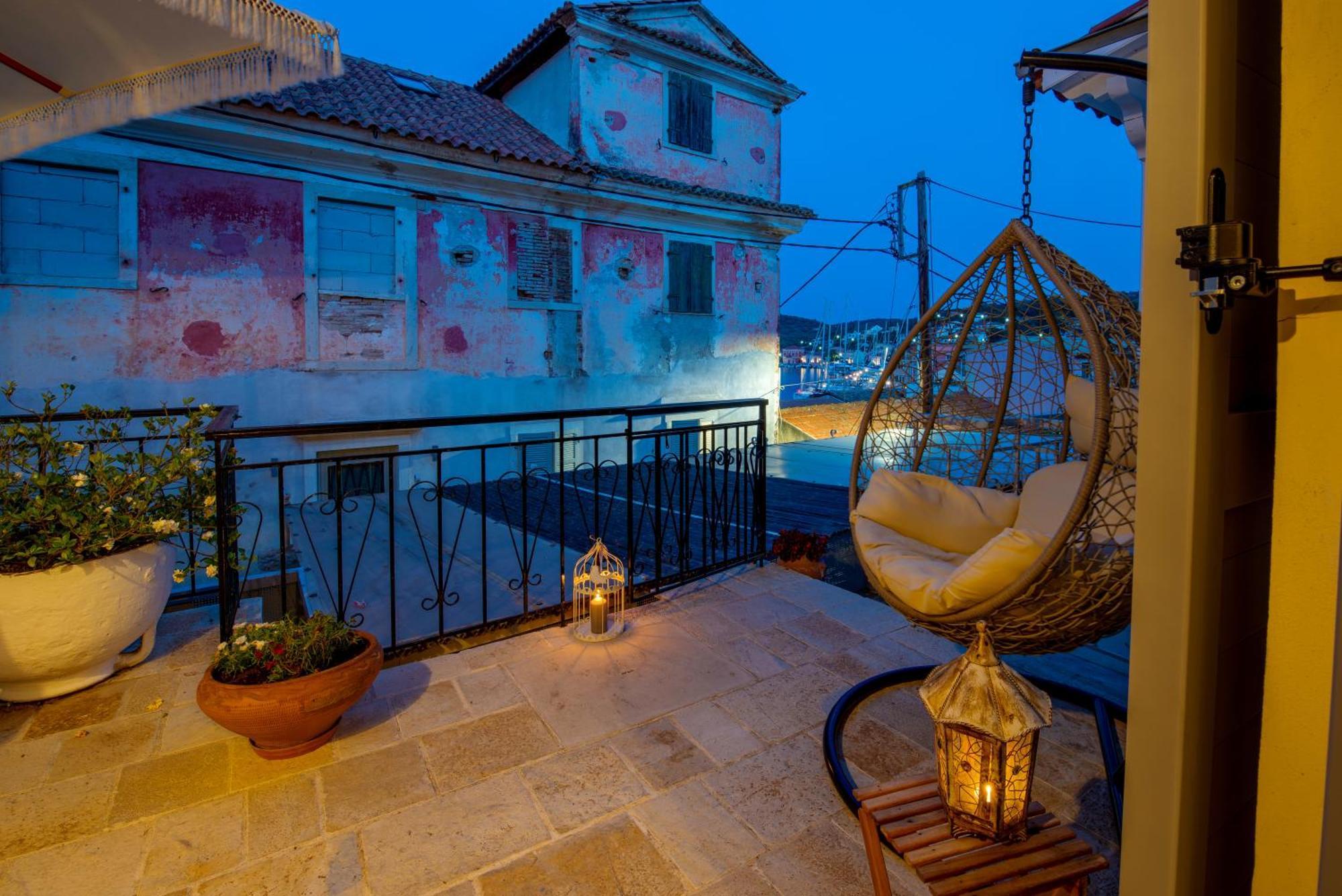 Marilu'S, Paxos Port House Apartment Gaios Exterior foto